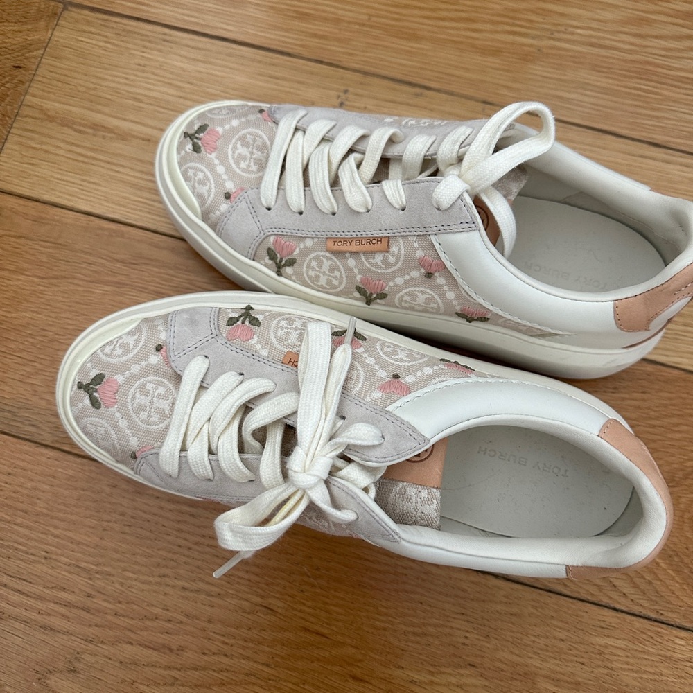 Tory Burch Cream and Pink Patterned Sneakers